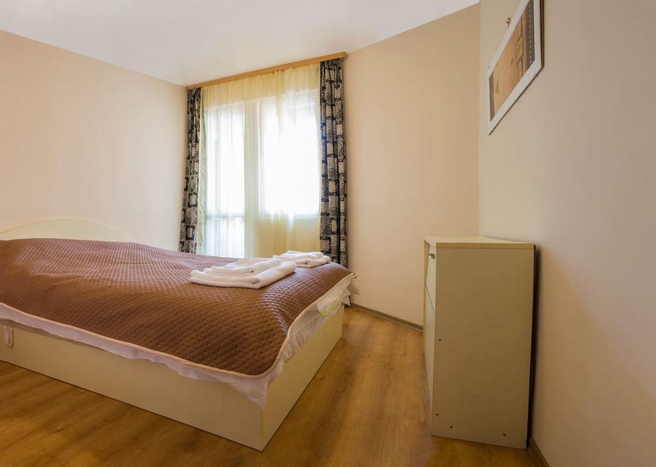 Glorious - 2-Bedroom Apartment Near Youth Hill By Flat Mаnager Plovdiv Esterno foto